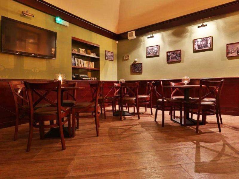 Rynek 6 Retro Pub & Hostel Radom Luaran gambar